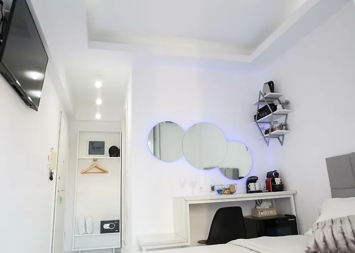 Petite Palace Aristotelous 7 *